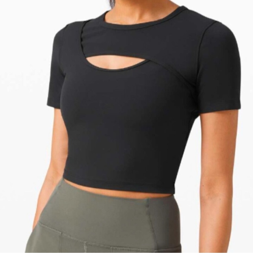 Lululemon Get Centered Crop Short Sleeve, Size 8